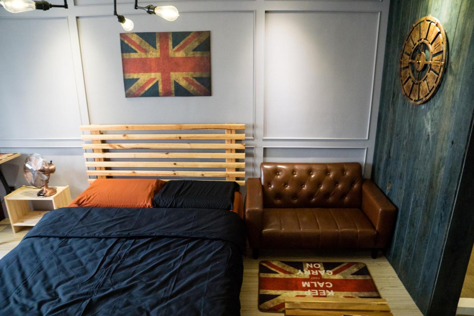 Baker Street London Style Inn Tainan Esterno foto
