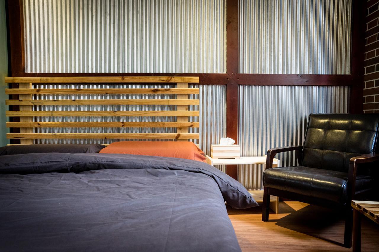 Baker Street London Style Inn Tainan Esterno foto